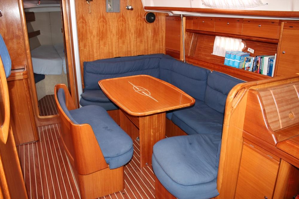 Bavaria 39 Cruiser, picture 4