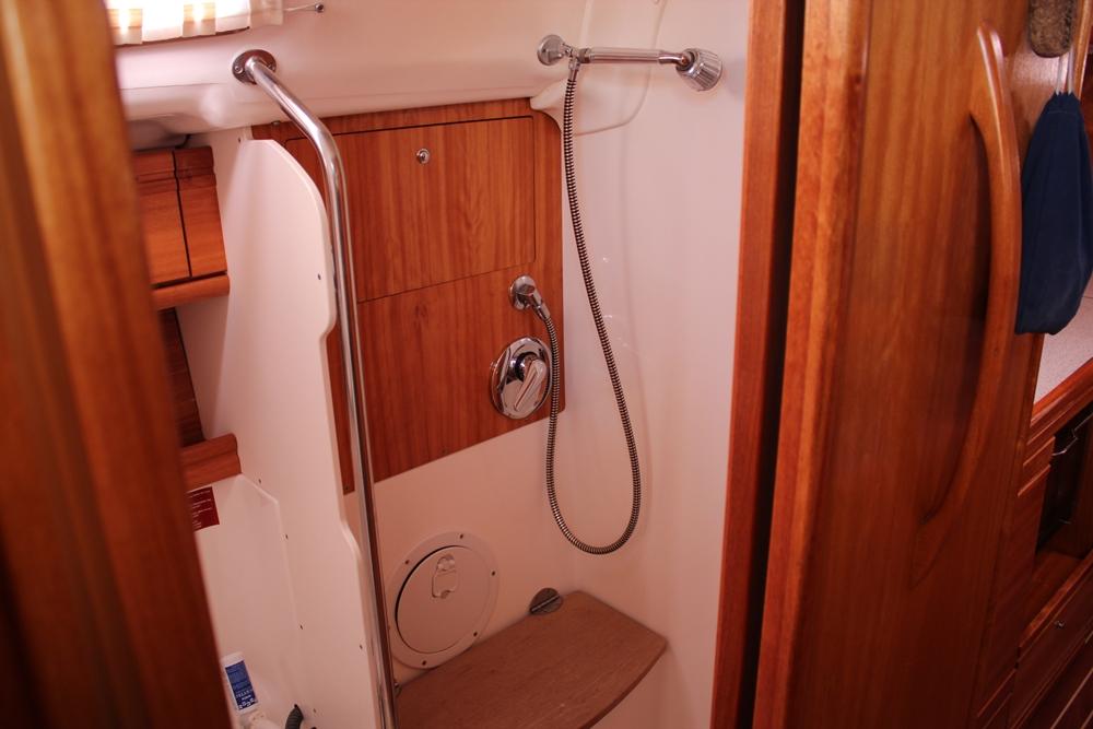 Bavaria 39 Cruiser, picture 13