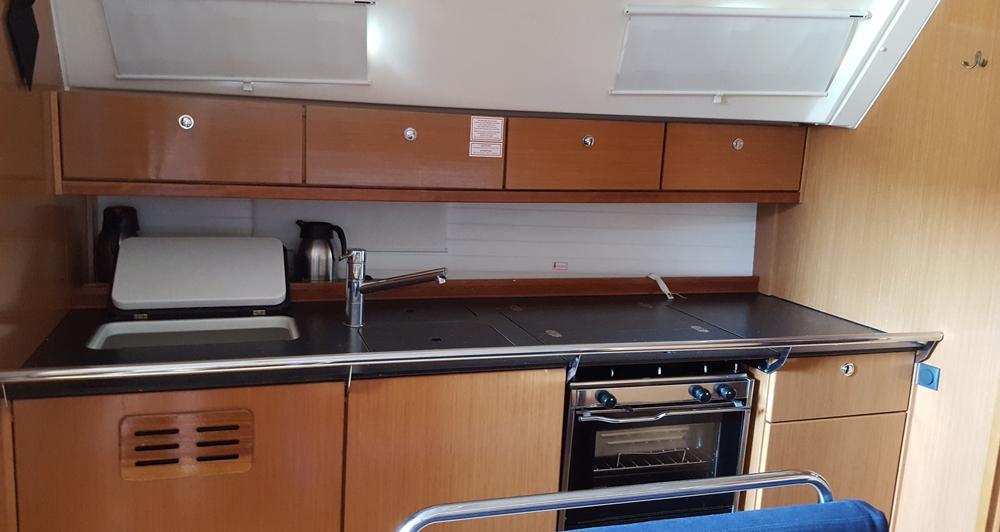 Bavaria Cruiser 40, picture 7