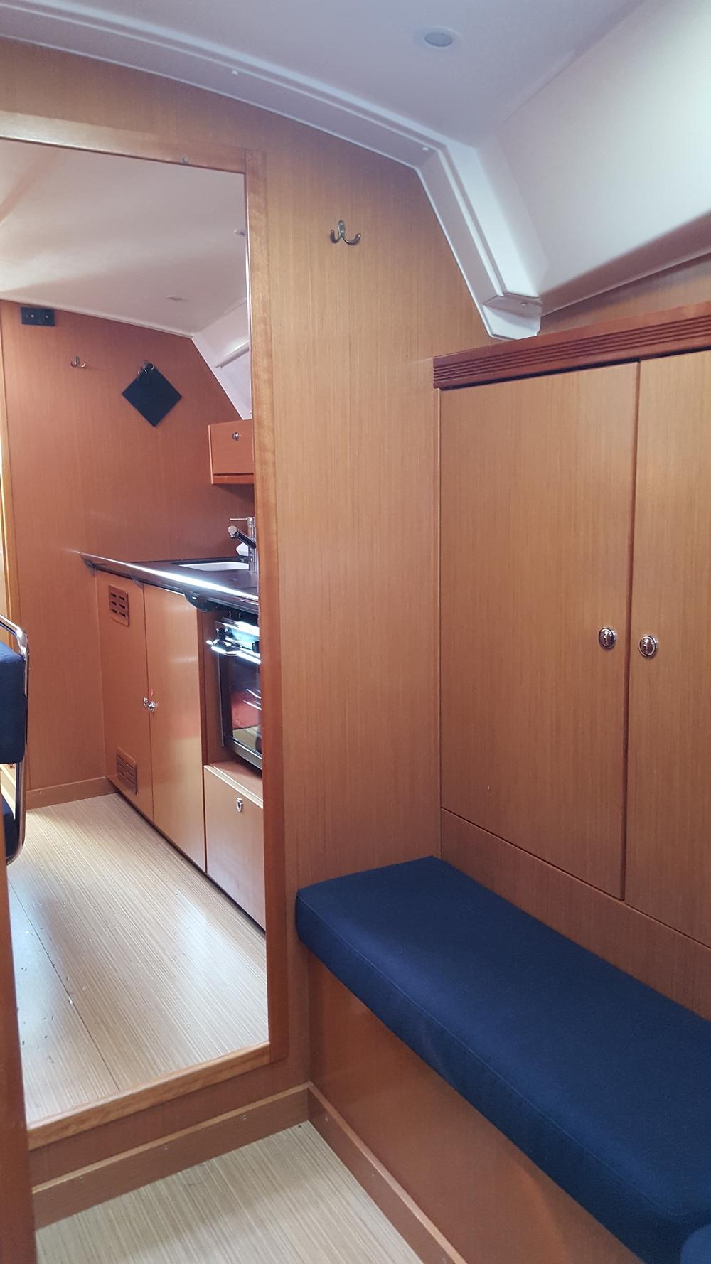 Bavaria Cruiser 40, picture 8