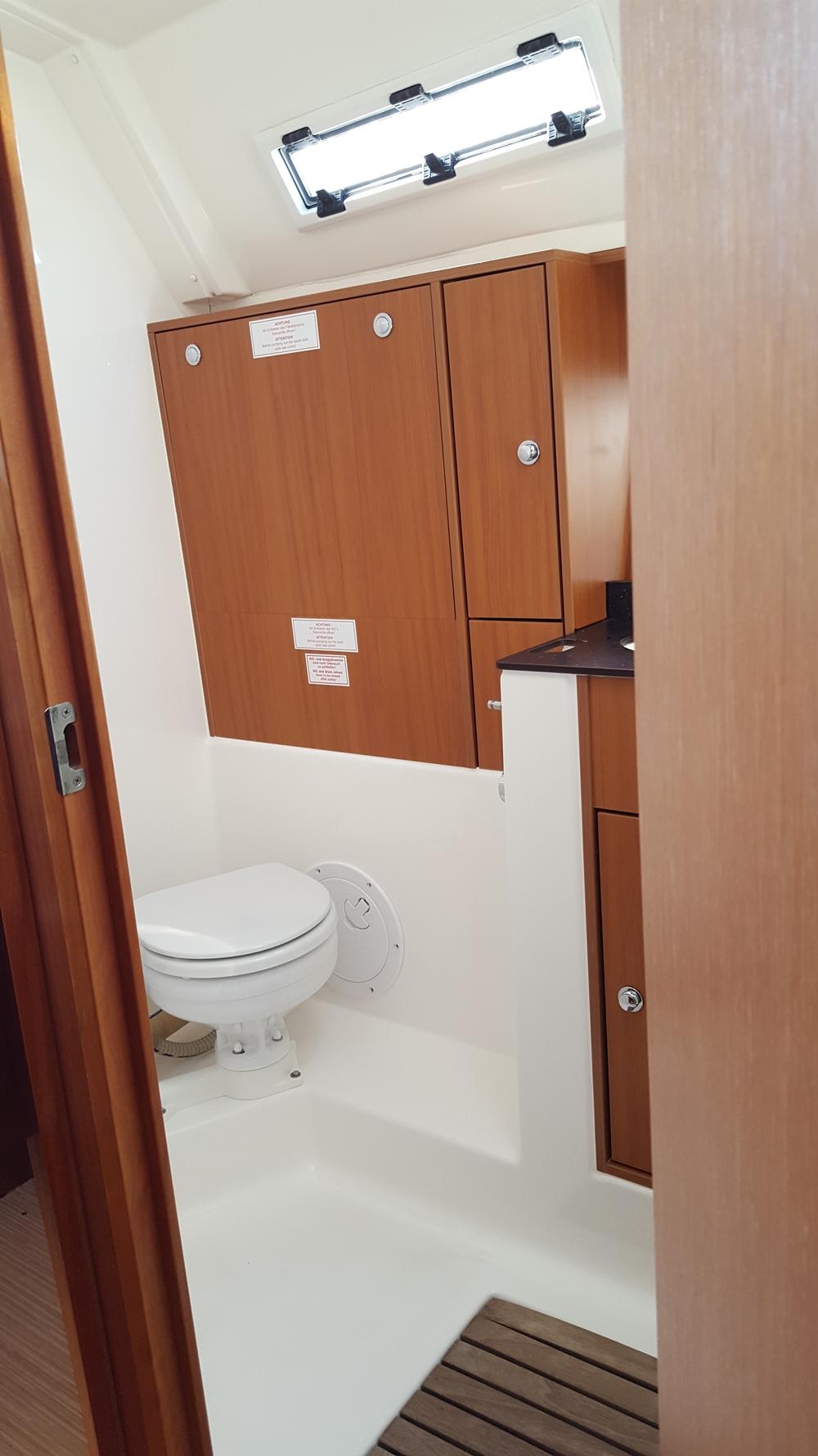 Bavaria Cruiser 40, picture 14