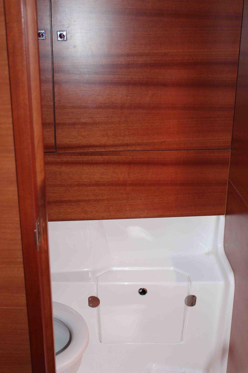 Dufour 450 GL, picture 13