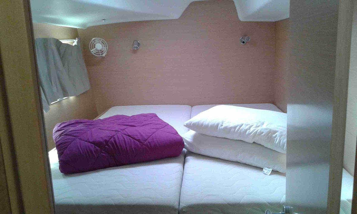 Lagoon 380 S2 - 4 + 2 cab., picture 11