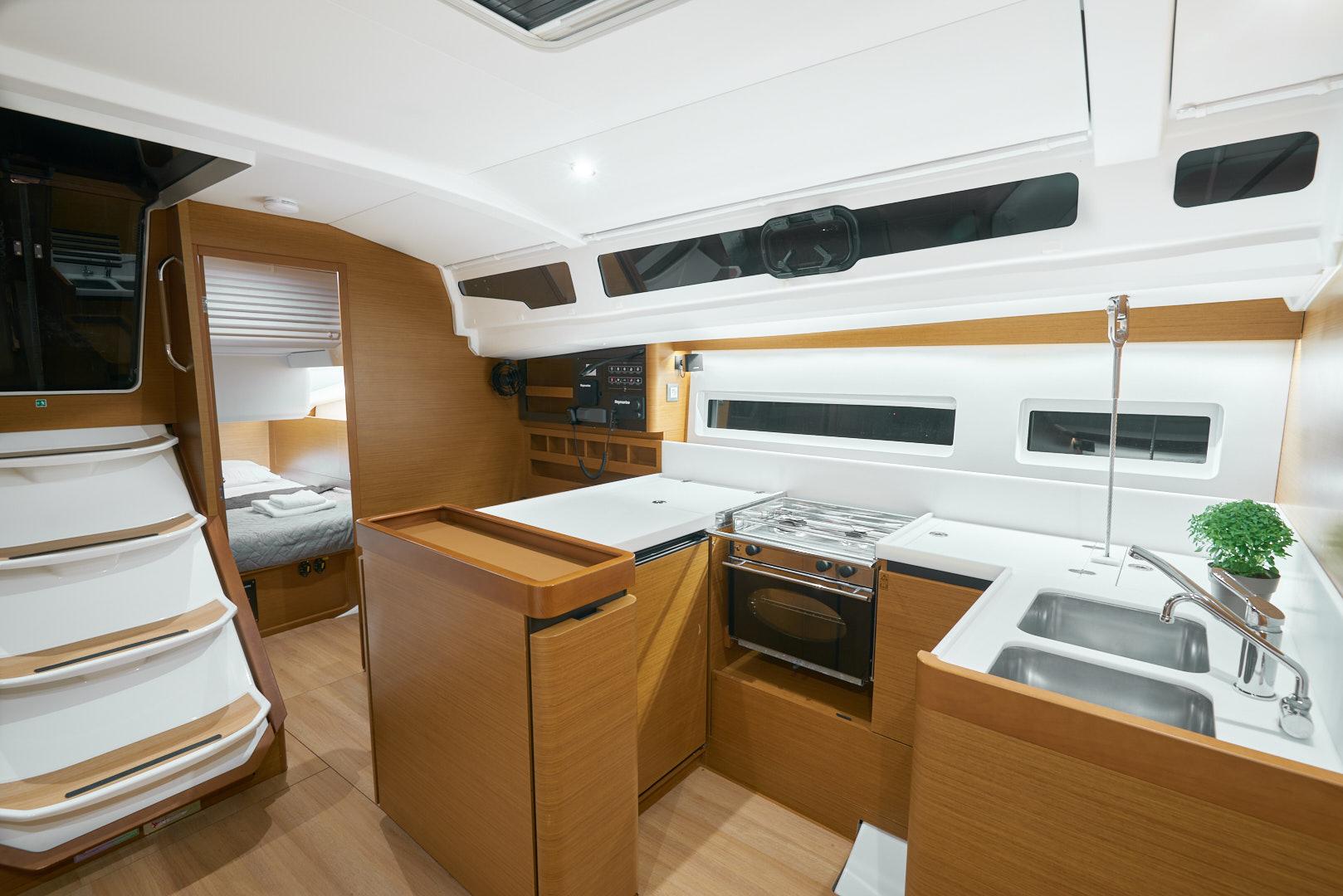 Sun Odyssey 440 - 4 cab., picture 17