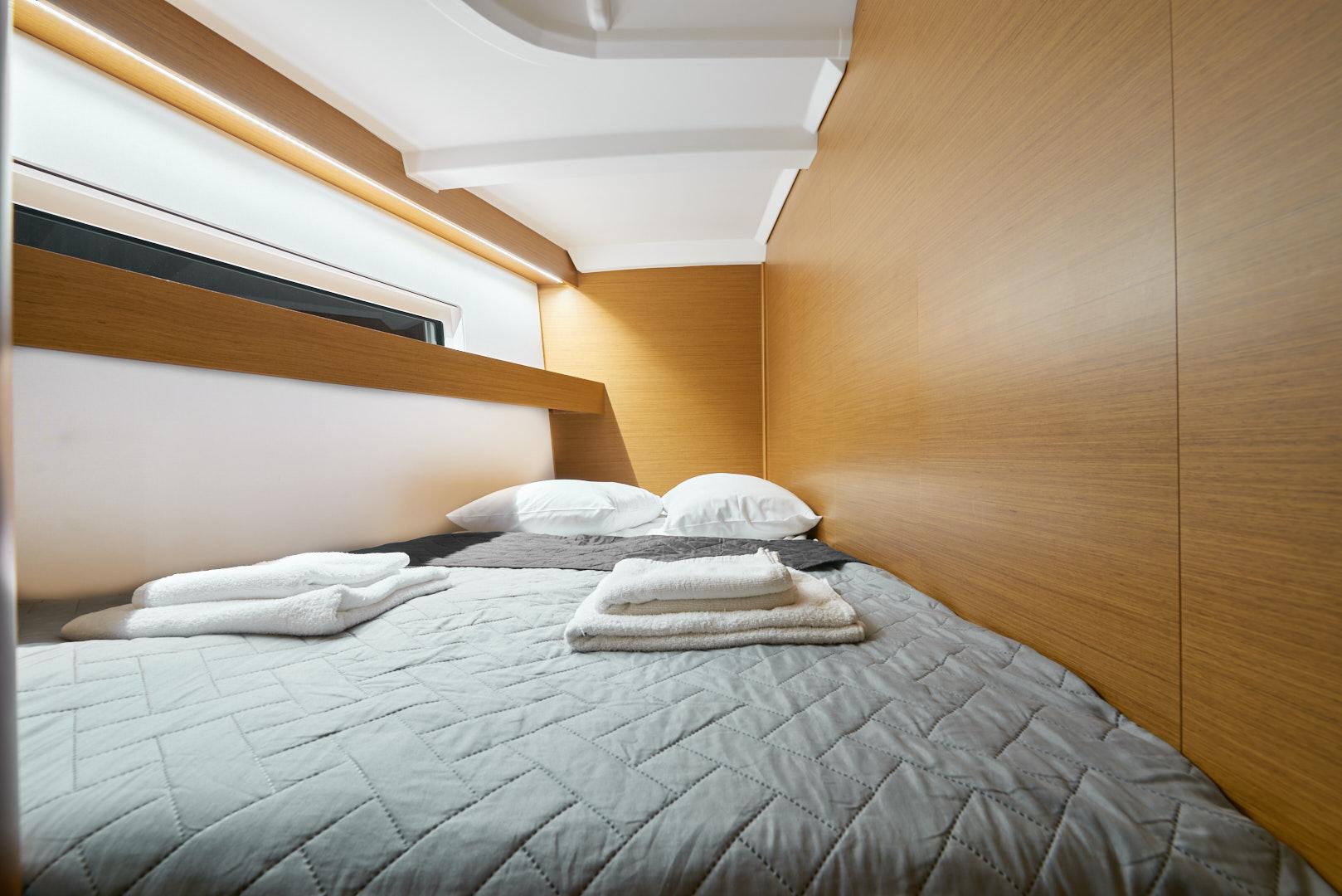 Sun Odyssey 440 - 4 cab., picture 24