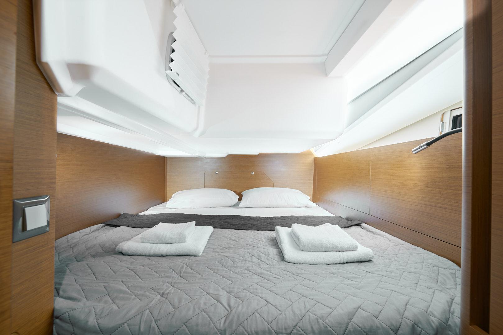 Sun Odyssey 440 - 4 cab., picture 23