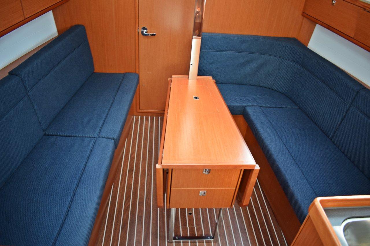 Bavaria Cruiser 33, picture 7