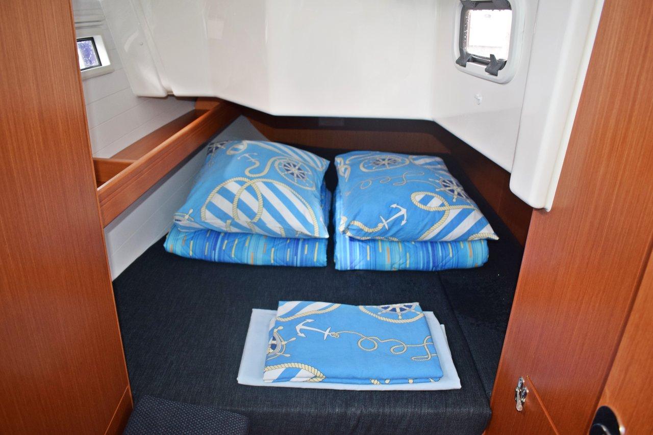 Bavaria Cruiser 34, picture 15