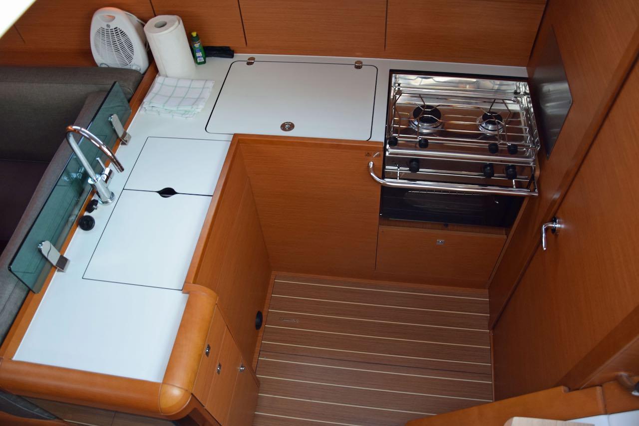 Sun Odyssey 449, picture 6