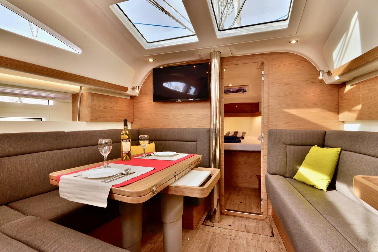 Elan Impression 40, picture 6