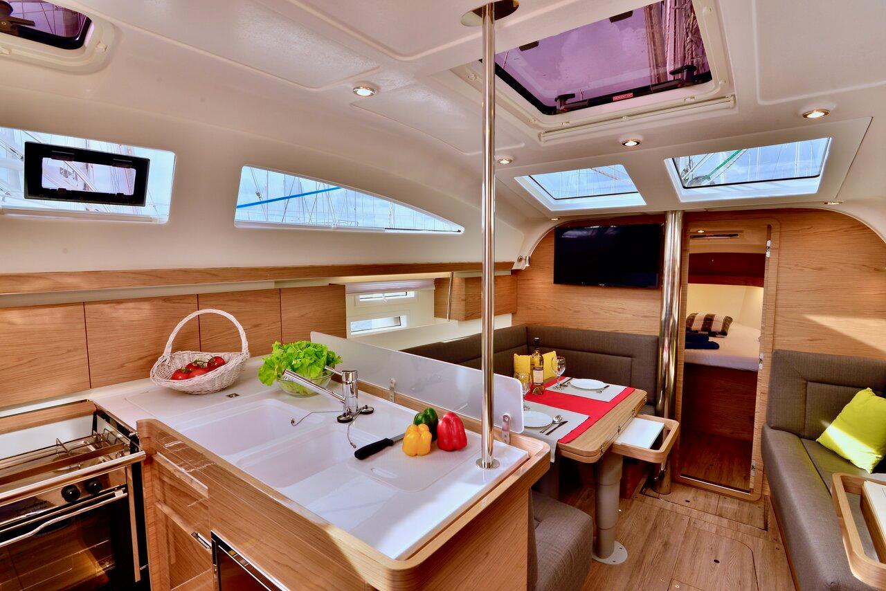 Elan Impression 40, picture 5