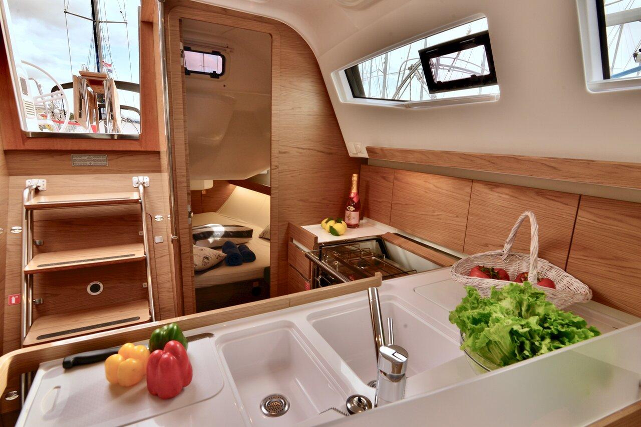 Elan Impression 40, picture 9