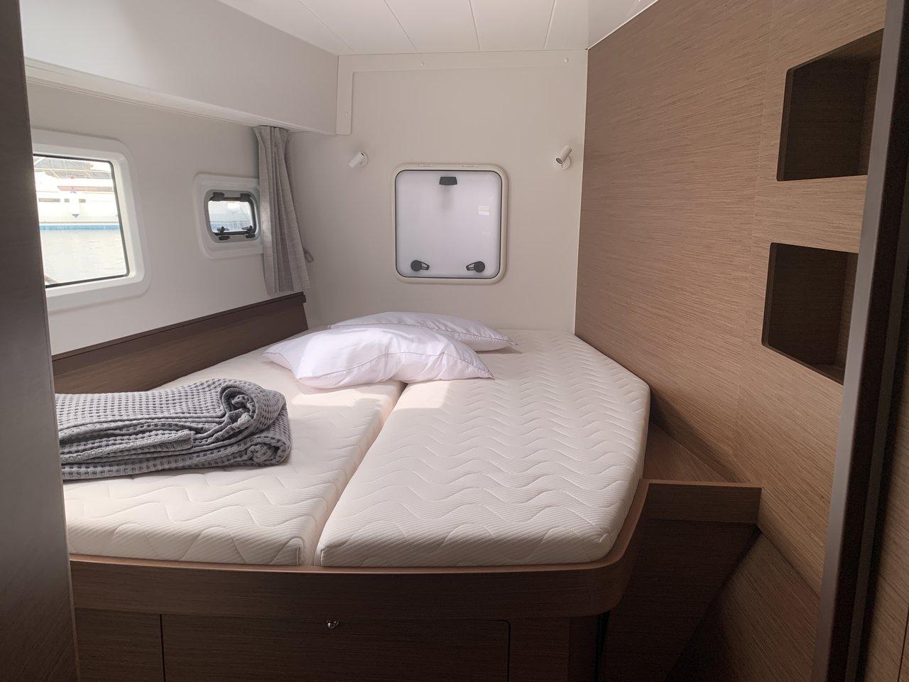 Lagoon 42 - 4 + 2 cab., picture 12