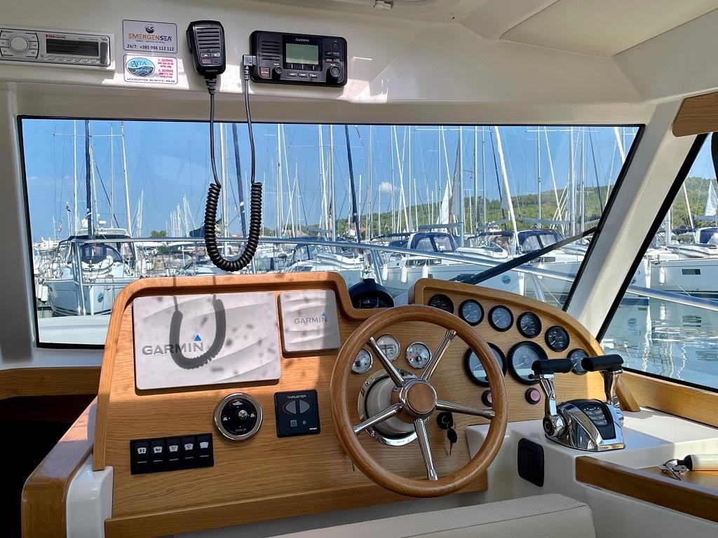 Adriana 36, picture 18