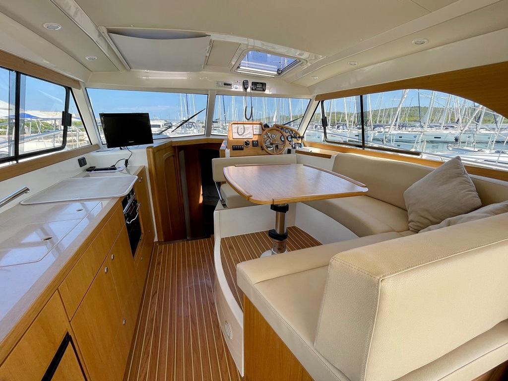 Adriana 36, picture 17