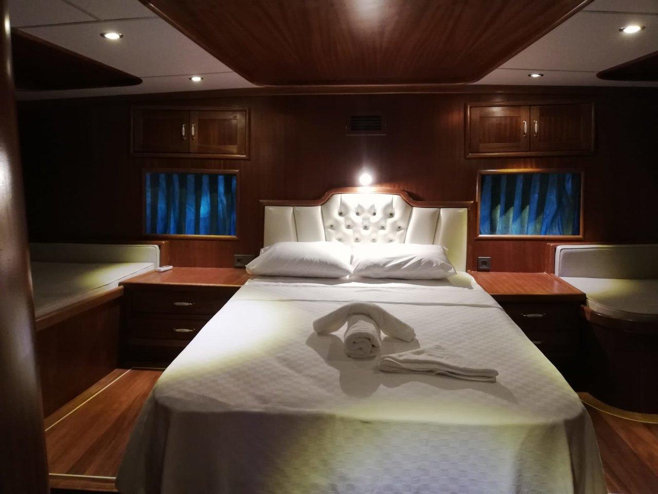 Queen D., picture 21