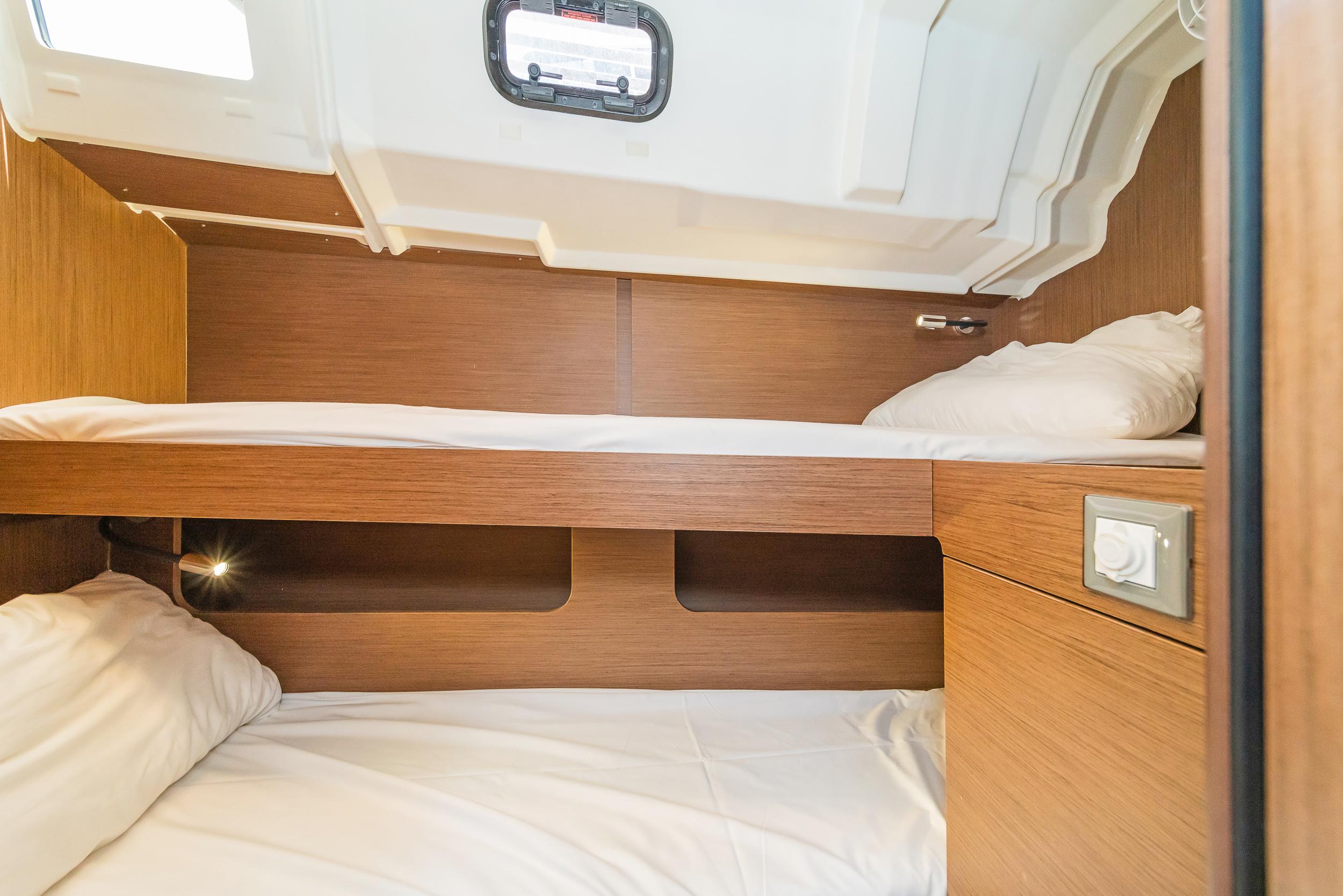 Oceanis 46.1, picture 12