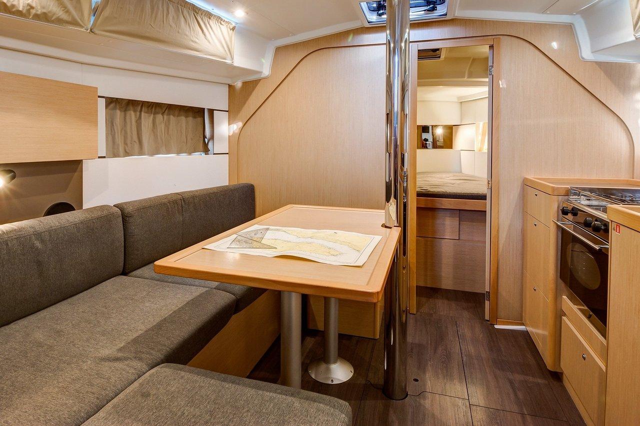 Oceanis 38 - 3 cab., picture 7