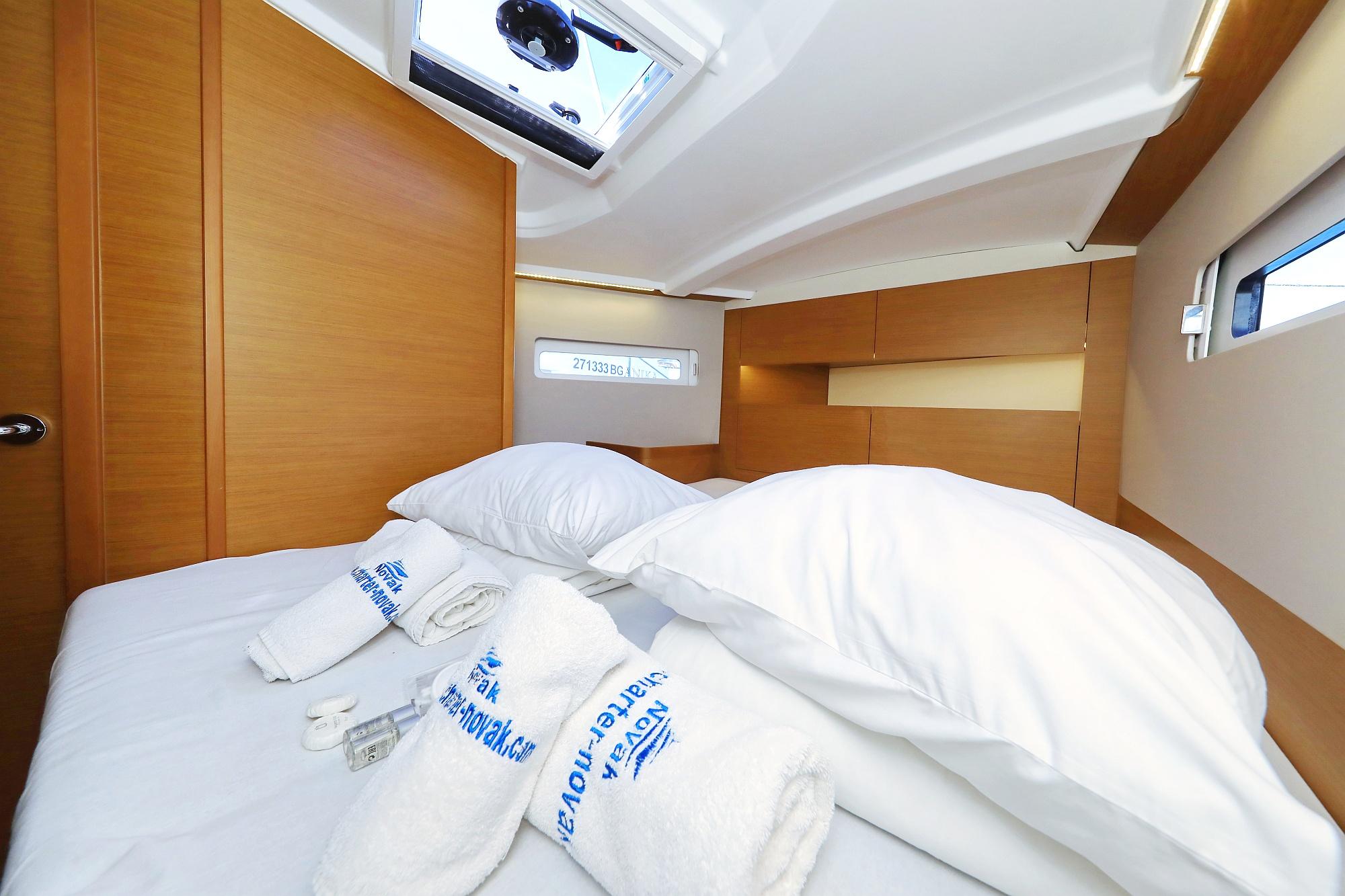 Sun Odyssey 410 - 3 cab., picture 15