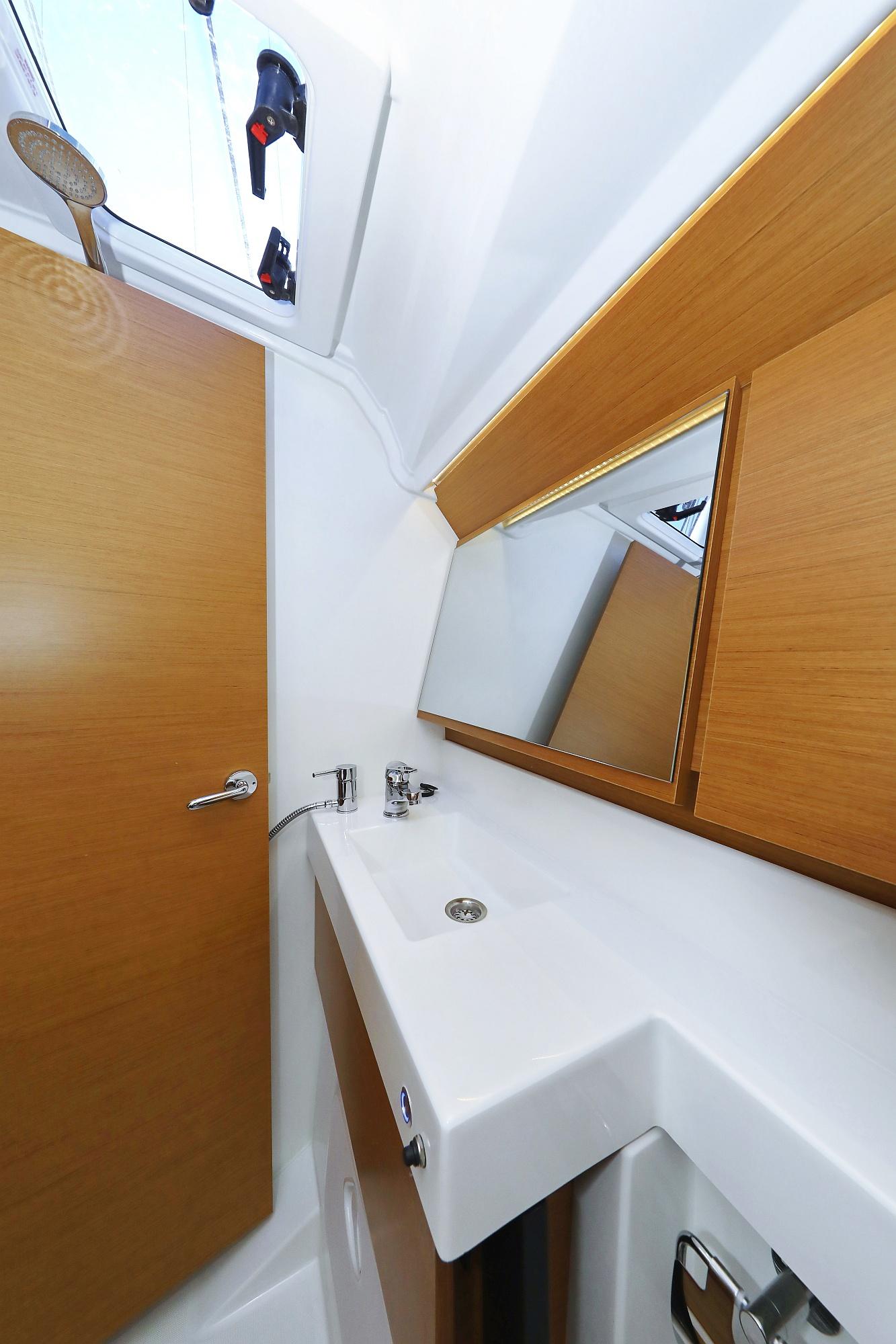 Sun Odyssey 410 - 3 cab., picture 18