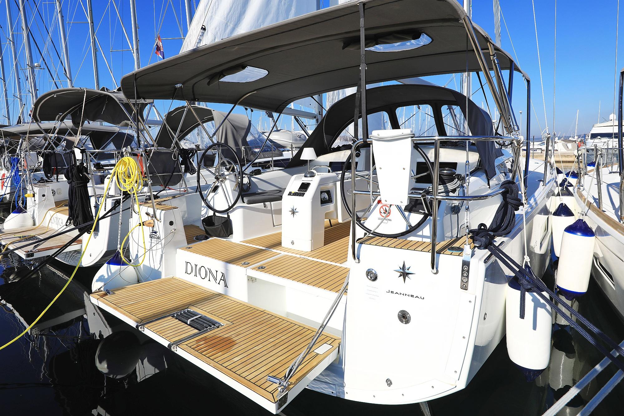 Sun Odyssey 410 - 3 cab., picture 3