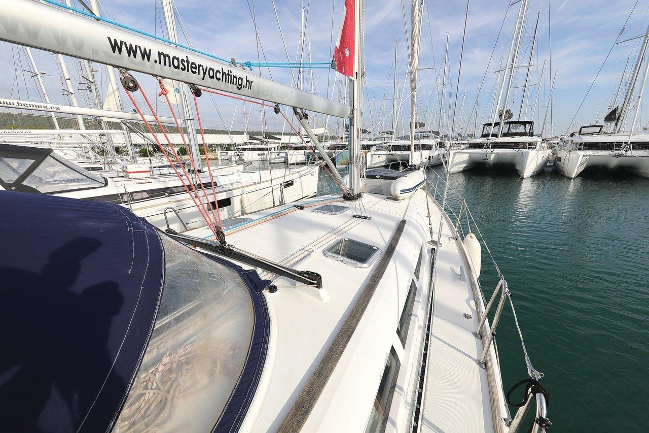 Sun Odyssey 45, picture 9