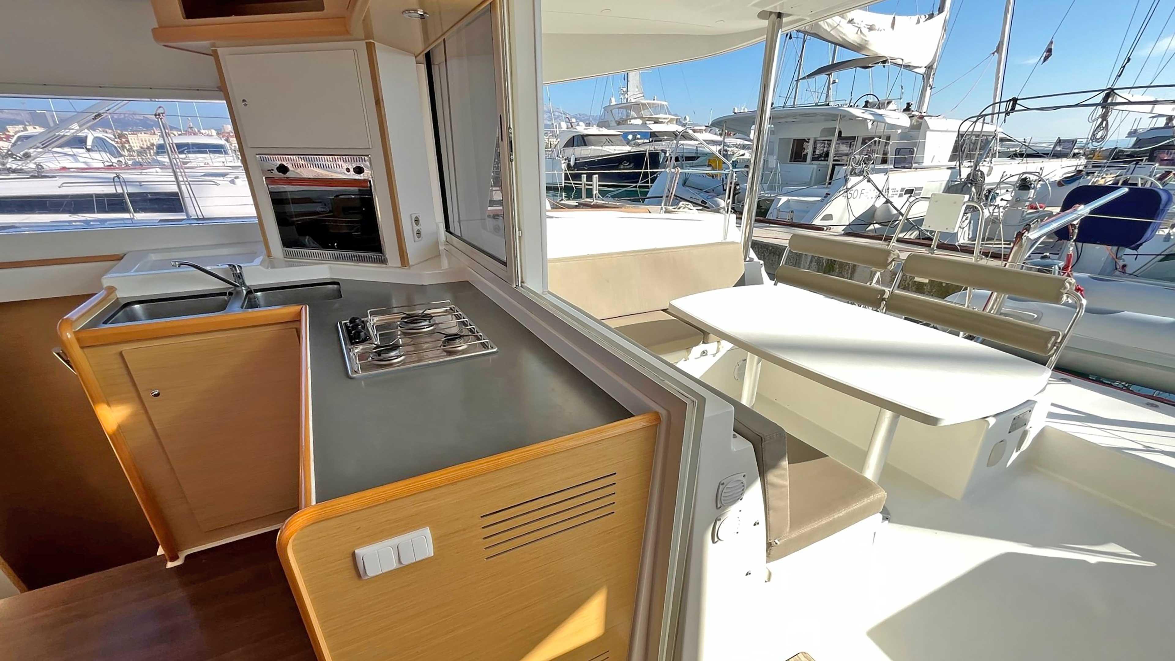 Lagoon 400 - 4 + 2 cab., picture 17