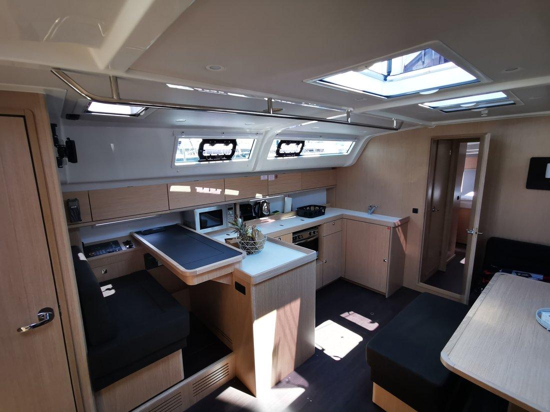 Bavaria Cruiser 51, picture 14