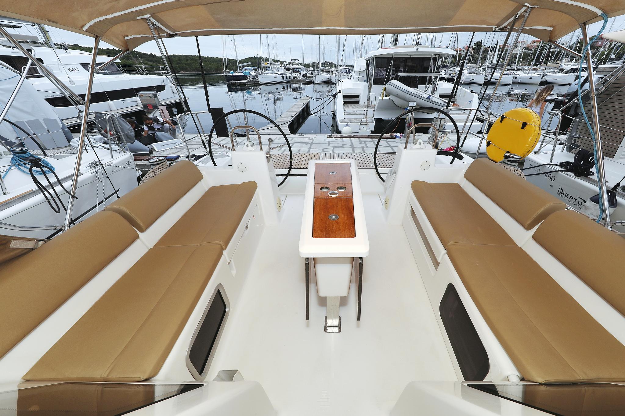 Dufour 460 GL, picture 9