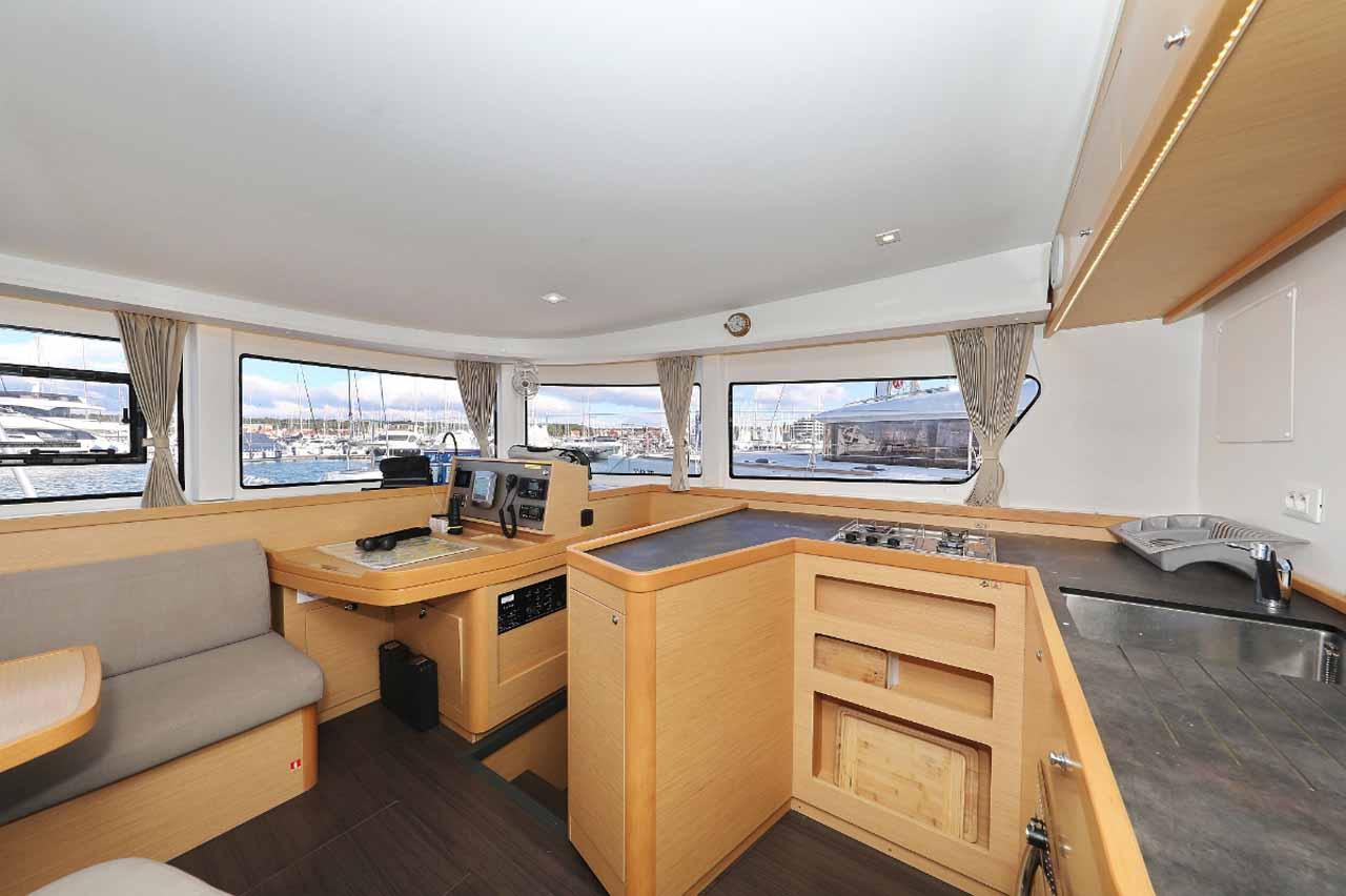 Lagoon 42 - 4 + 2 cab., picture 12