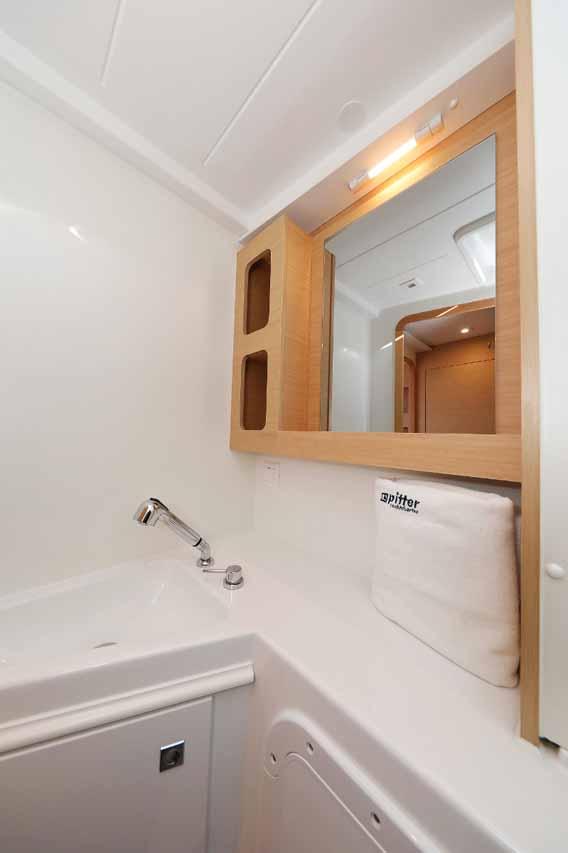 Lagoon 42 - 4 + 2 cab., picture 26