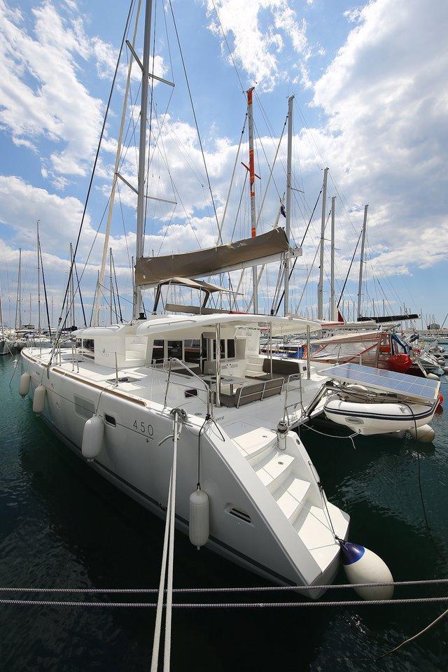 Lagoon 450 - 4 + 2 cab., picture 3