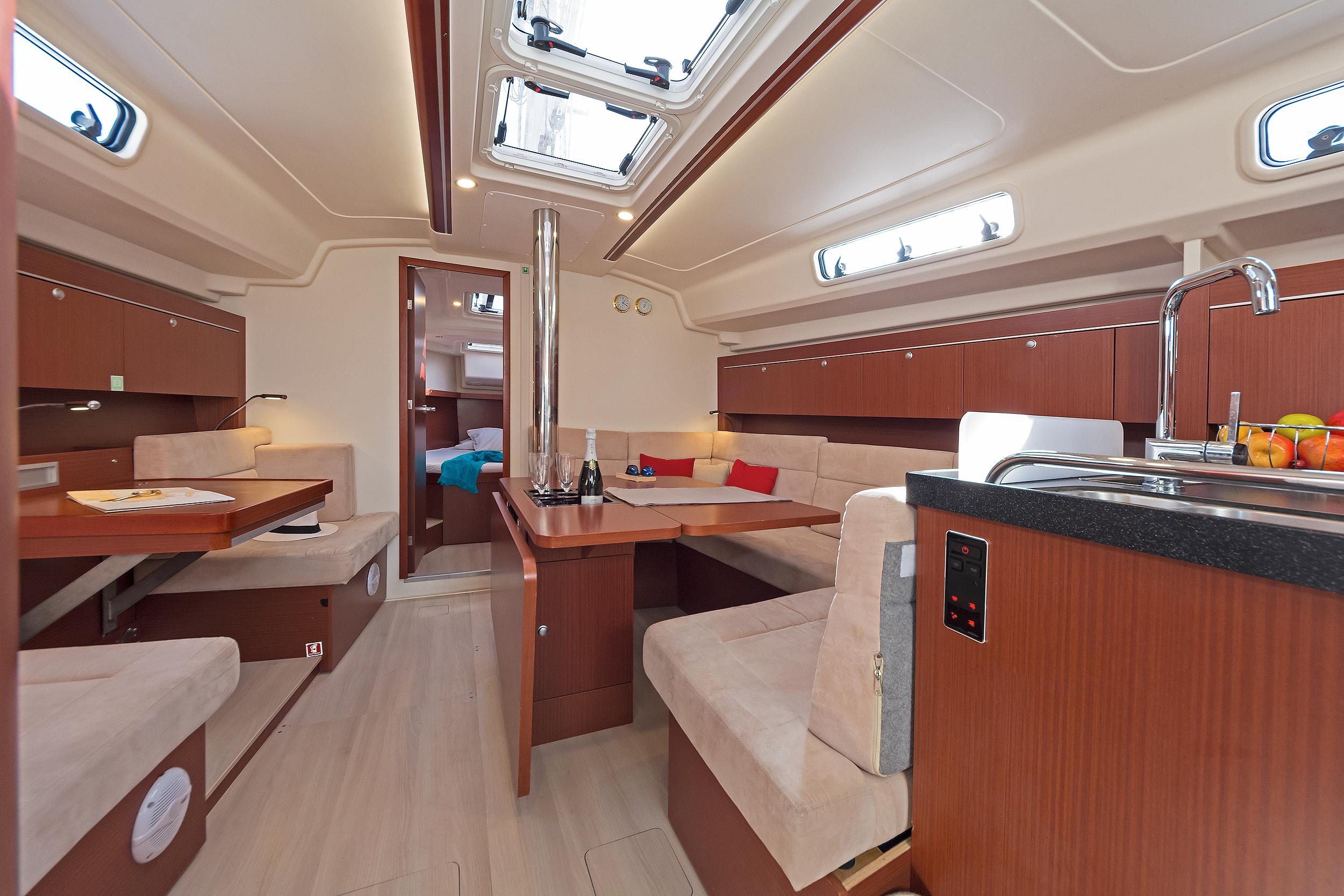 Hanse 415, picture 4