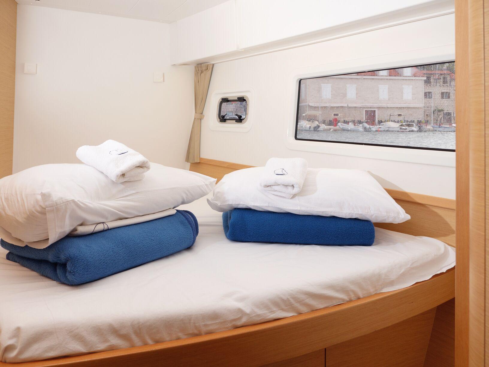 Lagoon 42 - 4 + 1 cab. - Galapagos, picture 16