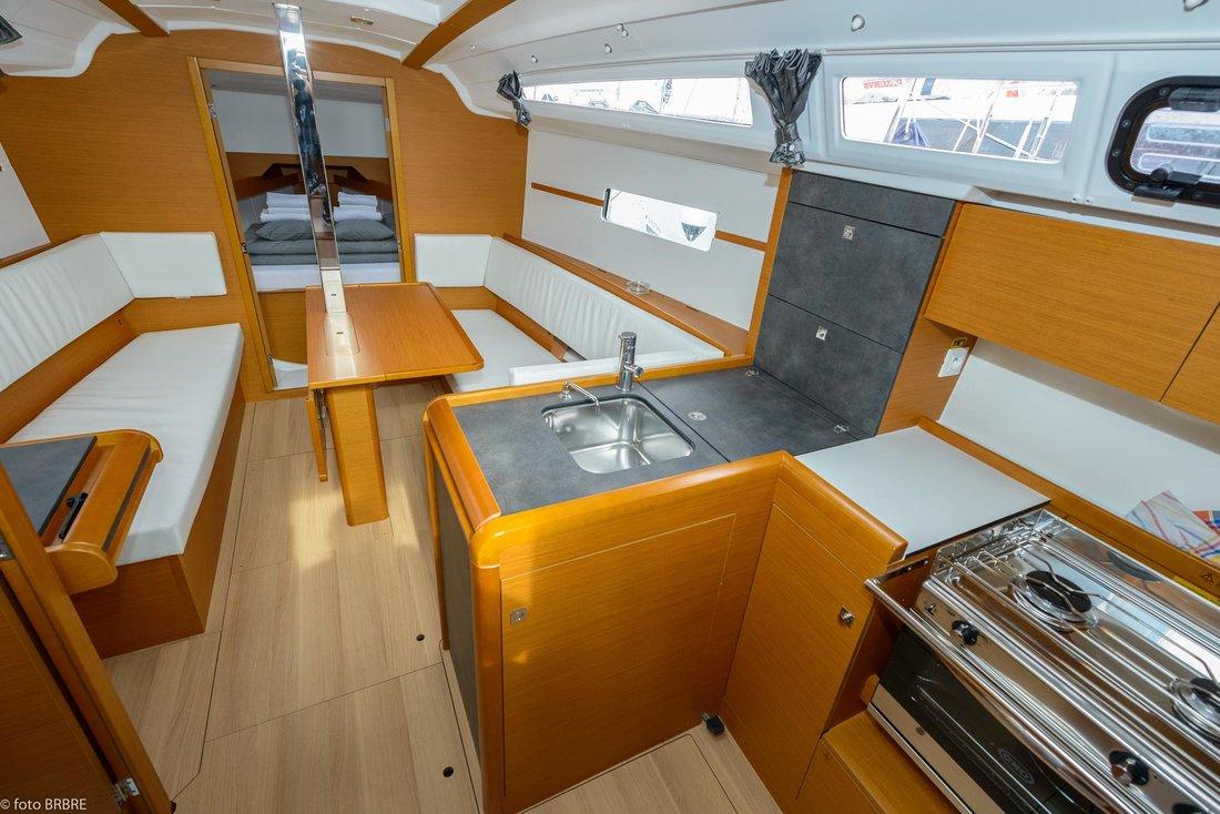 Sun Odyssey 349 - 3 cab., picture 11