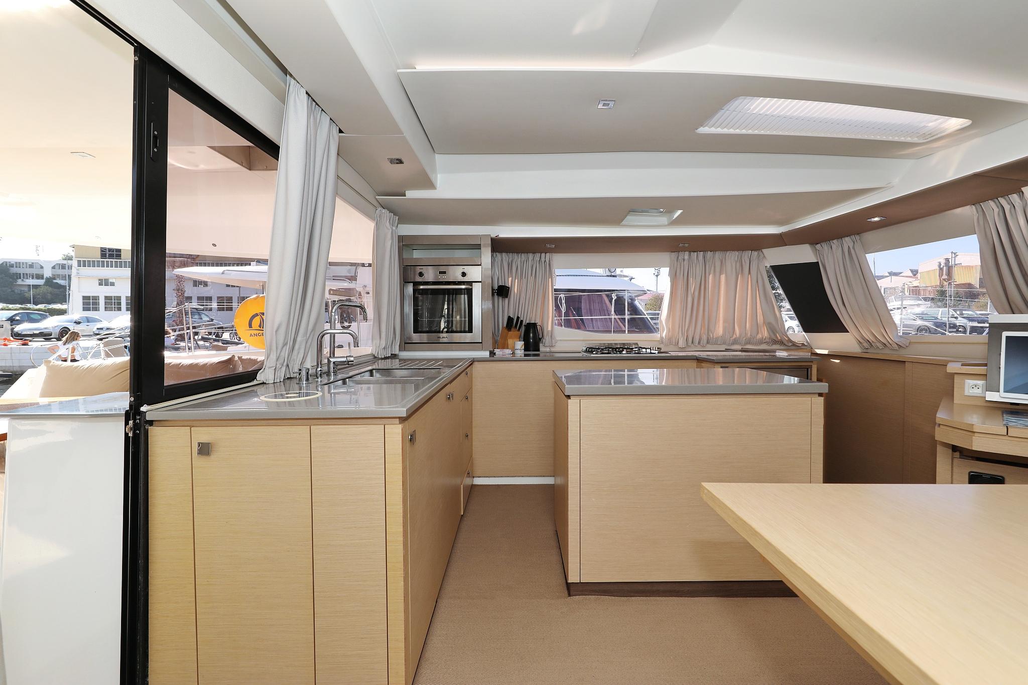 Fountaine Pajot Saba 50 - 6 + 1 cab., picture 19