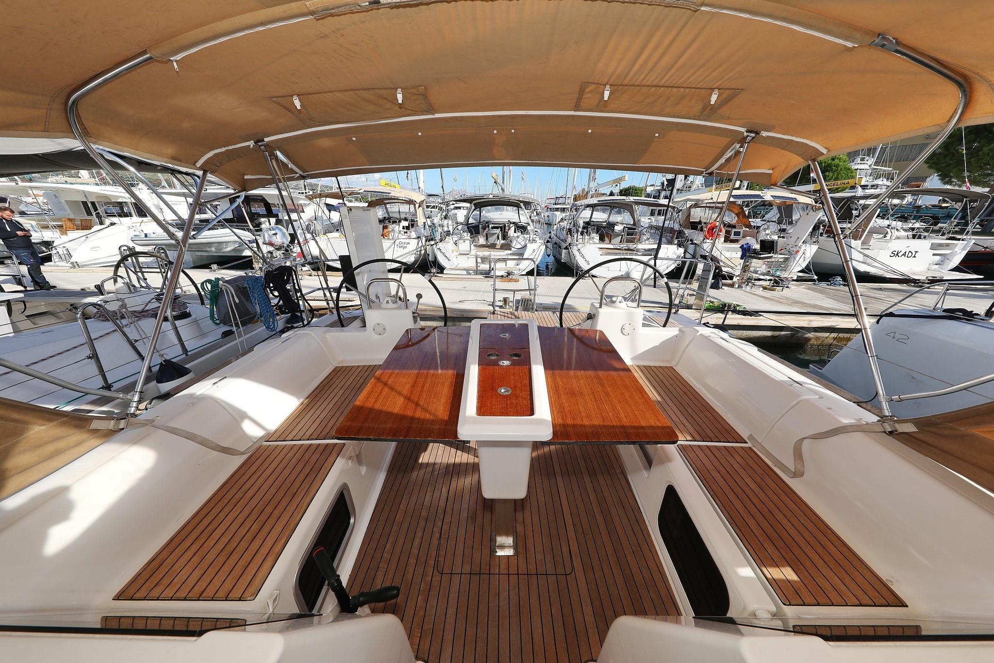Dufour 460 GL, picture 9