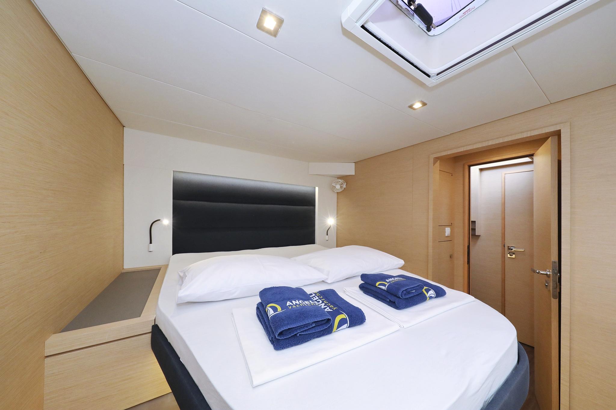 Fountaine Pajot Saona 47 Quintet - 5 + 1 cab., picture 27