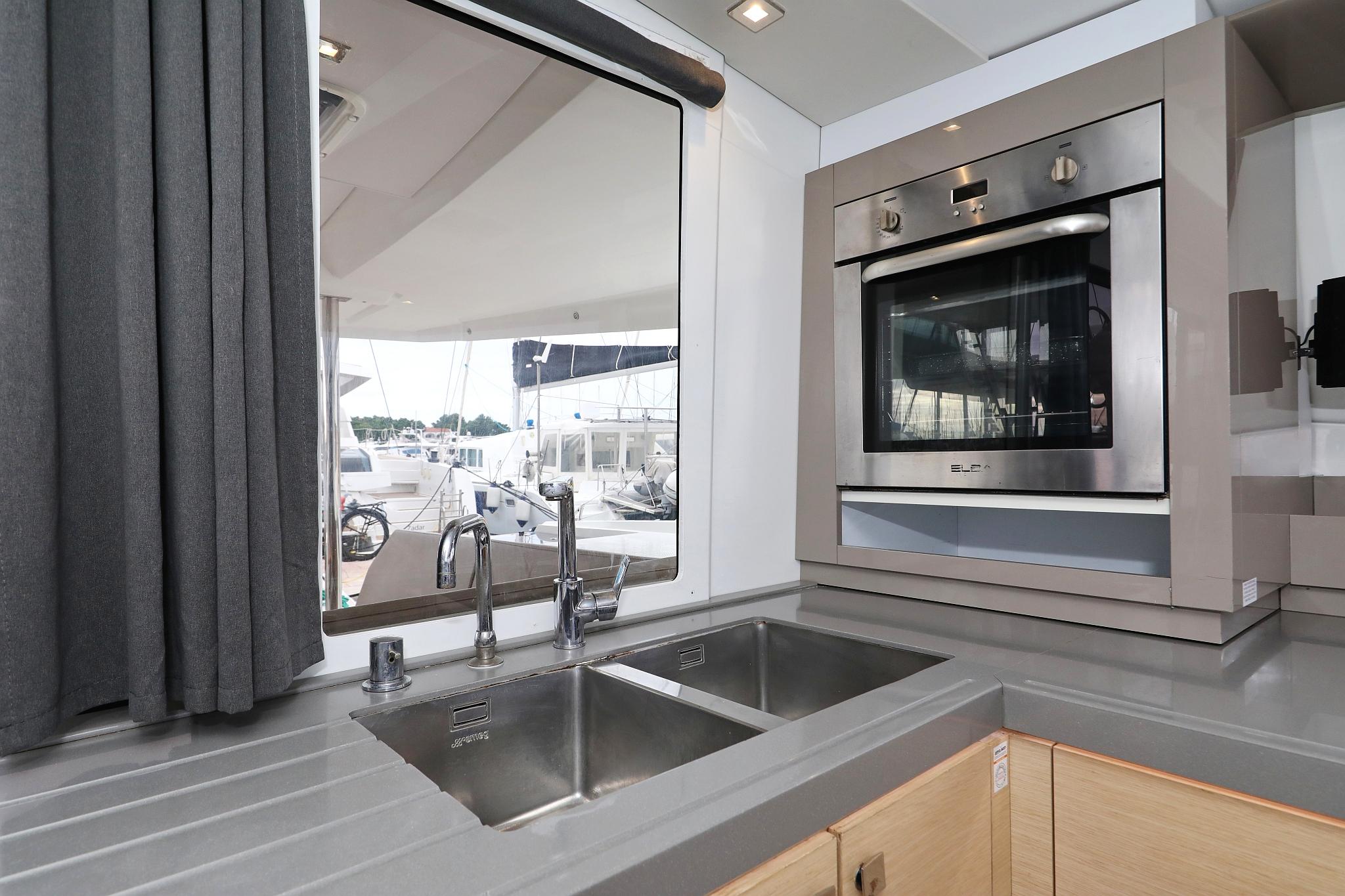 Fountaine Pajot Saona 47 Quintet - 5 + 1 cab., picture 40