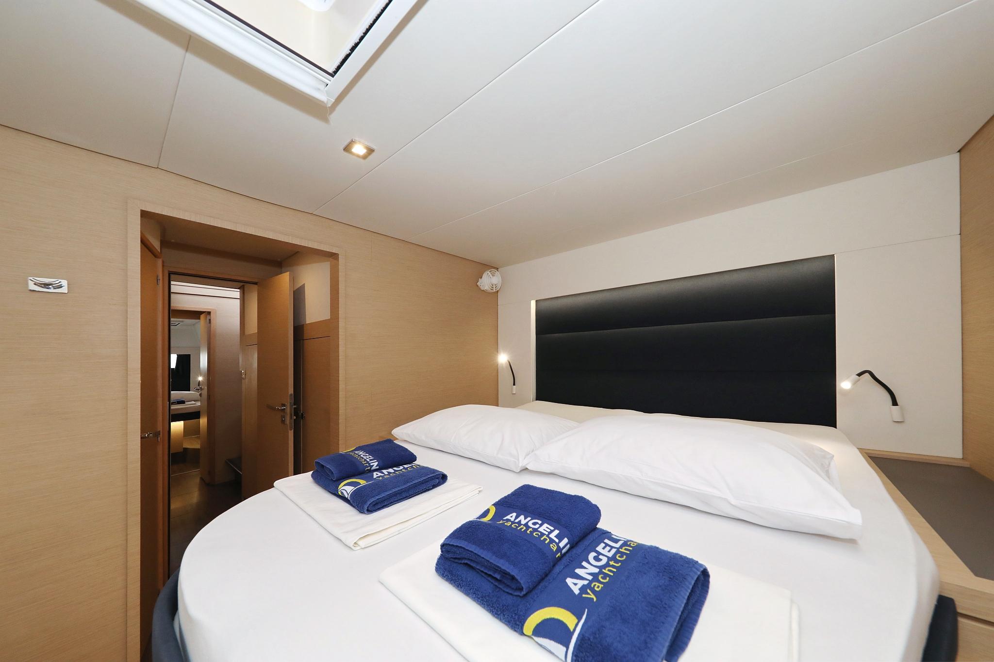 Fountaine Pajot Saona 47 Quintet - 5 + 1 cab., picture 30