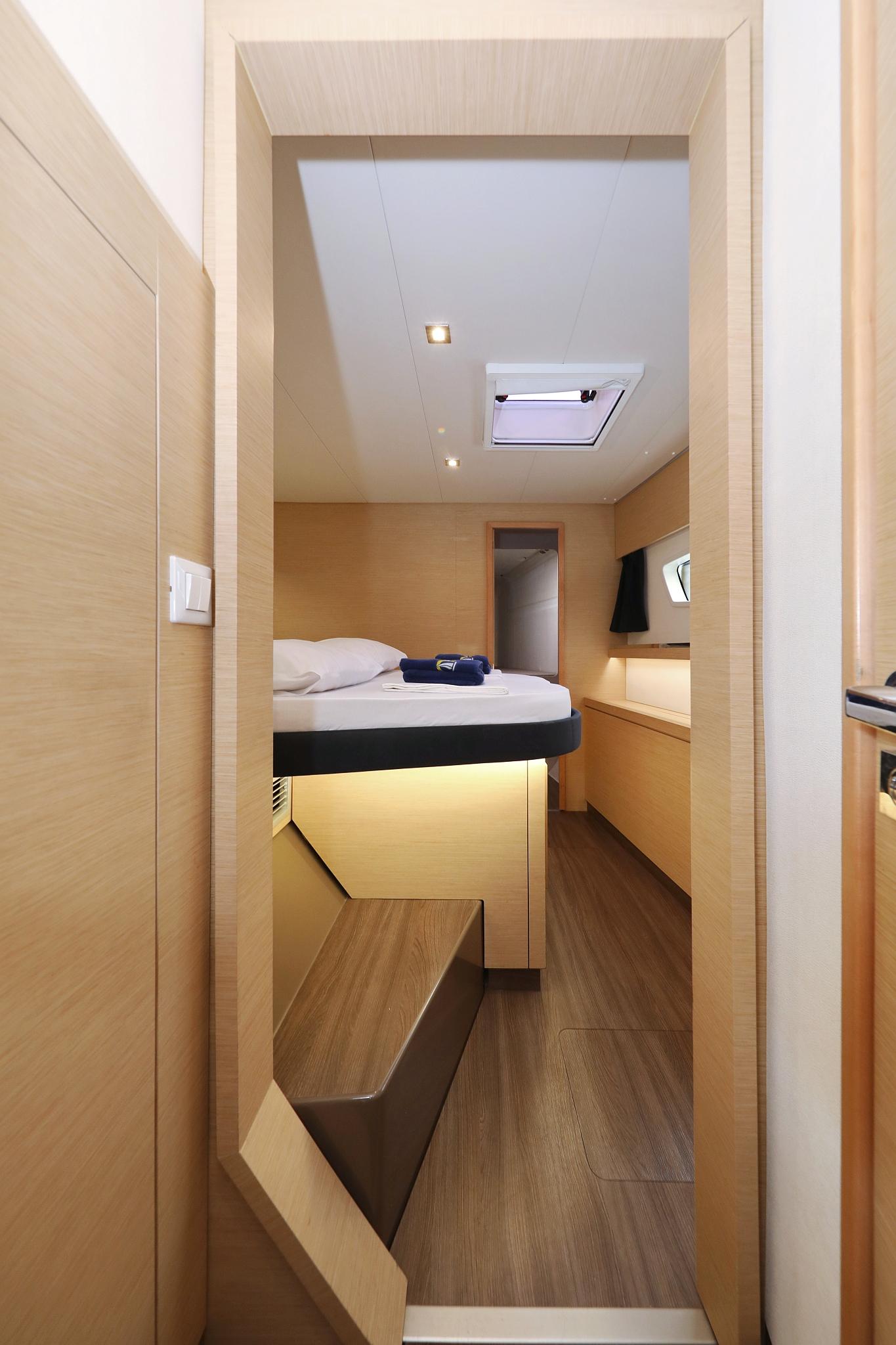 Fountaine Pajot Saona 47 Quintet - 5 + 1 cab., picture 45