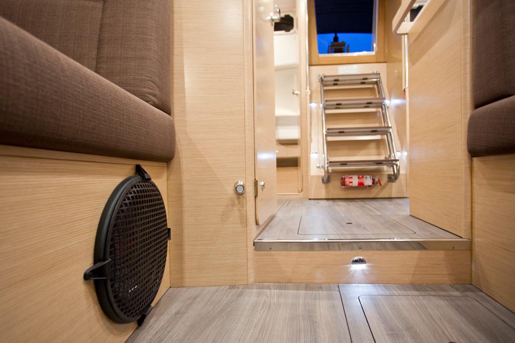 Elan Impression 35, picture 17