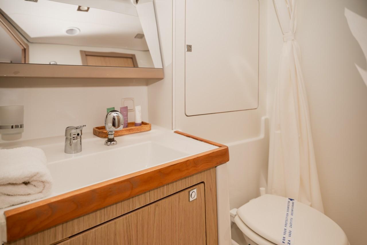 Oceanis 48 - 4 cab., picture 20