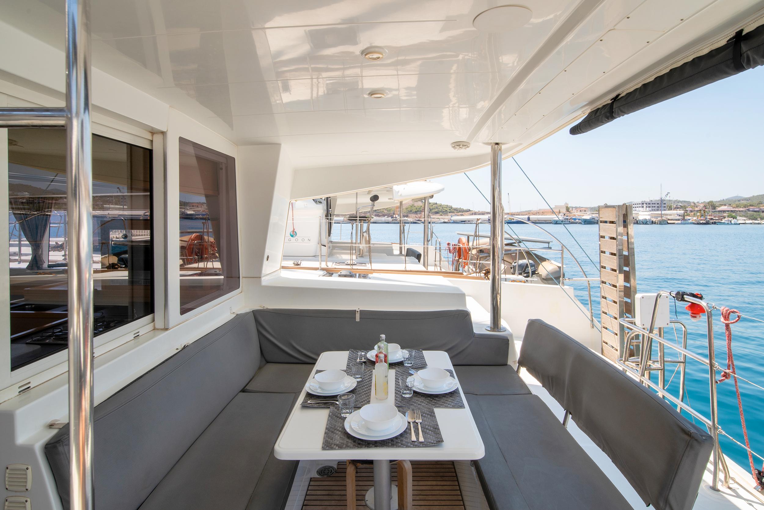 Lagoon 400 S2 - 4 + 2 cab., picture 6