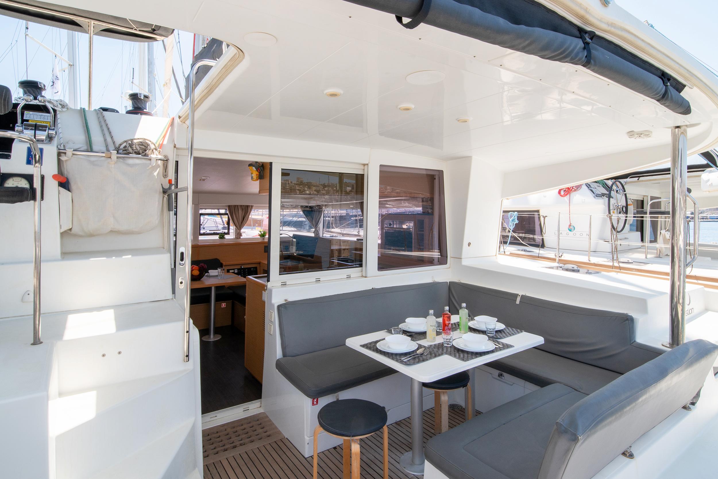 Lagoon 400 S2 - 4 + 2 cab., picture 5