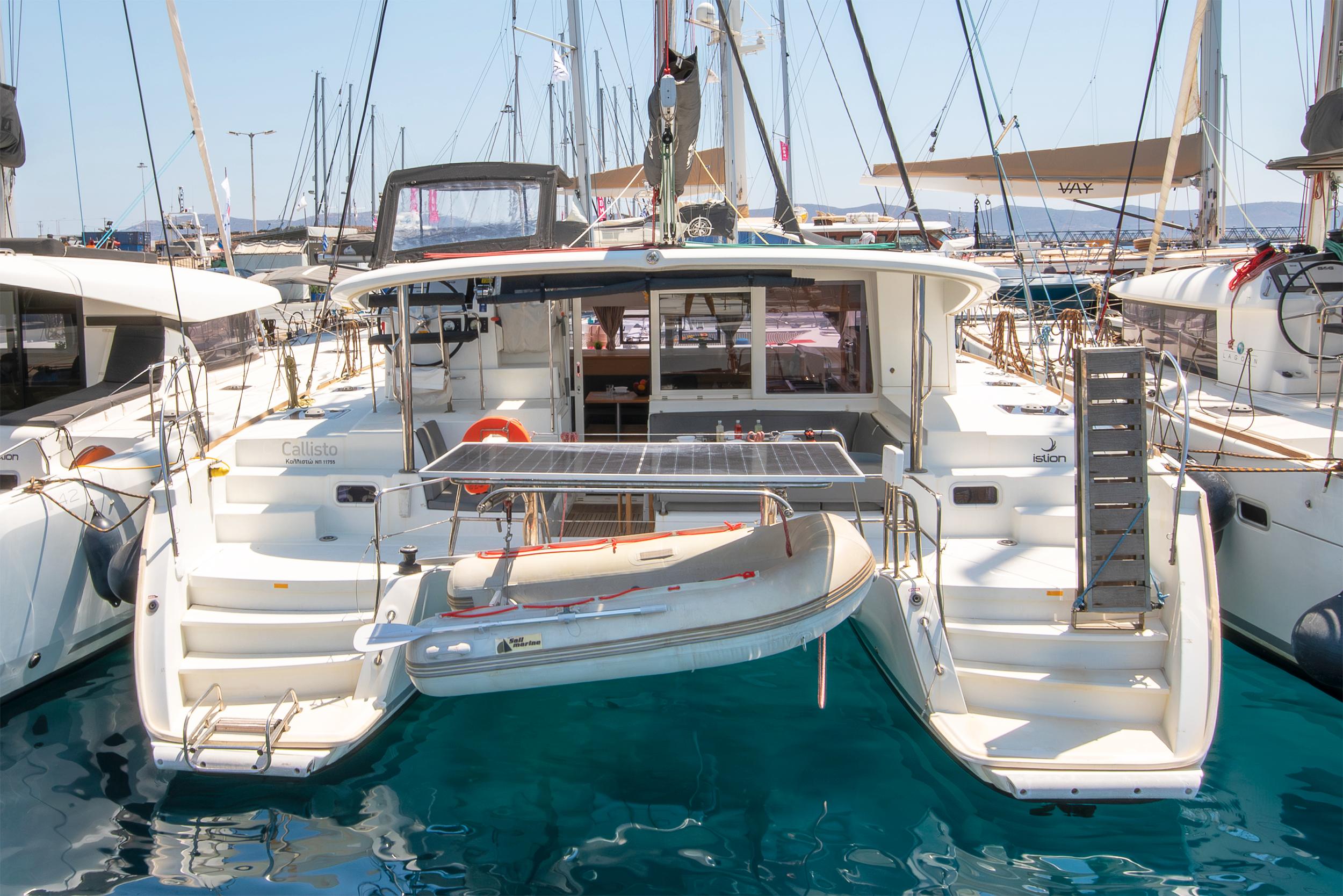 Lagoon 400 S2 - 4 + 2 cab., picture 3