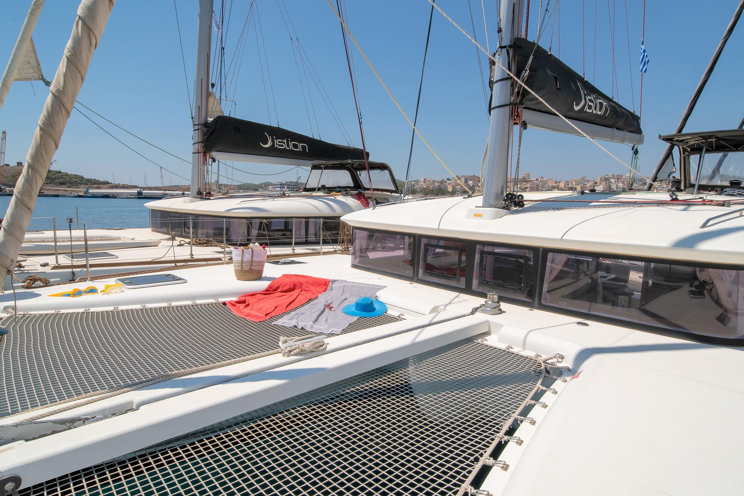 Lagoon 400 S2 - 4 + 2 cab., picture 4