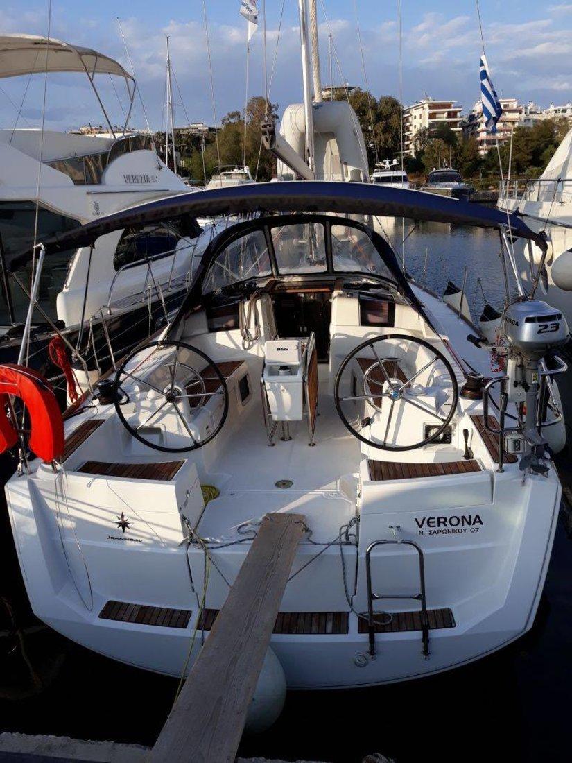 Sun Odyssey 389, picture 1