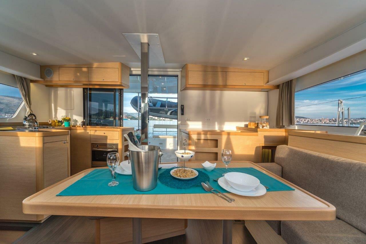 Lagoon 42 - 4 + 2 cab., picture 11