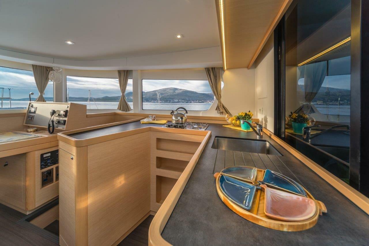 Lagoon 42 - 4 + 2 cab., picture 13